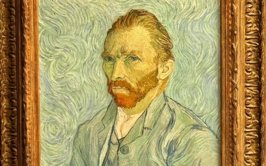 Van Gogh’s self-portrait in its frame at the Musée d’Orsay